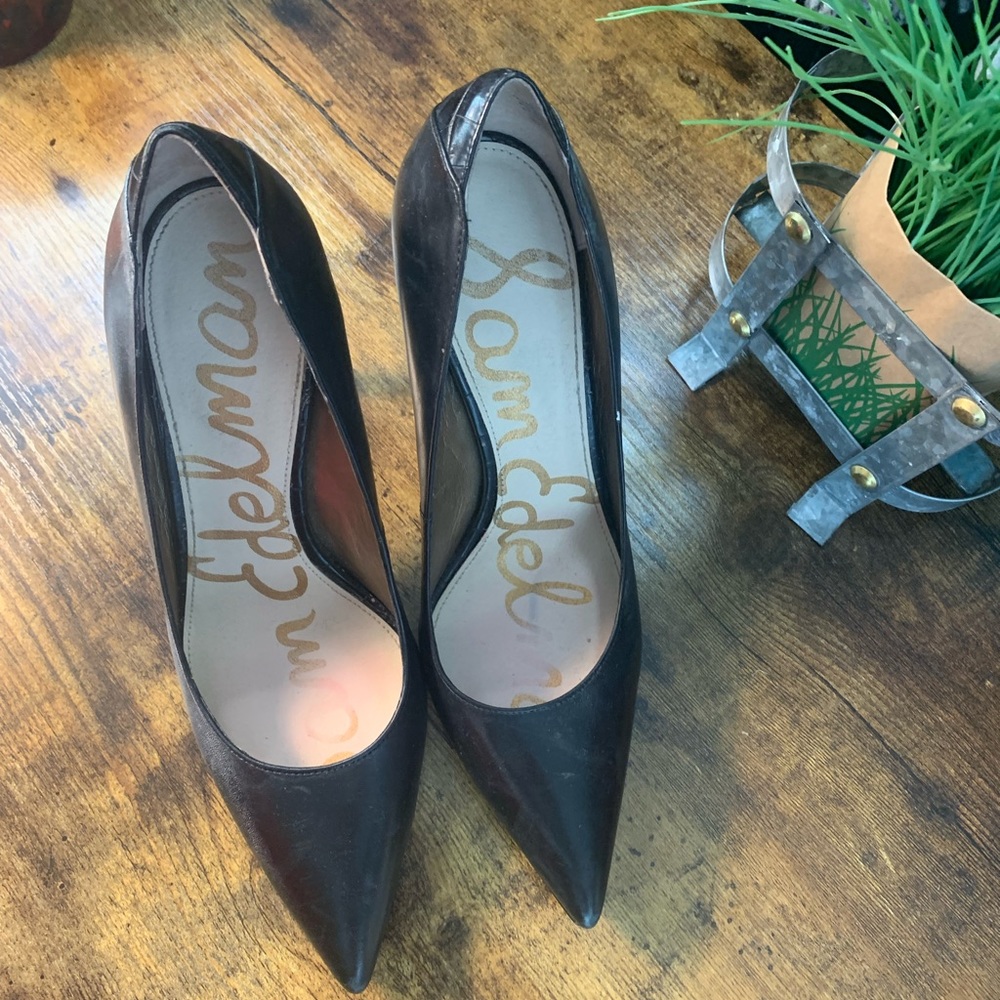 Sam Edelman black leather heels